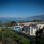 Apart-hotel Mantinia Bay