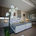 Apart-hotel Mantinia Bay