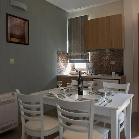 Mantinia Bay كالاماتا