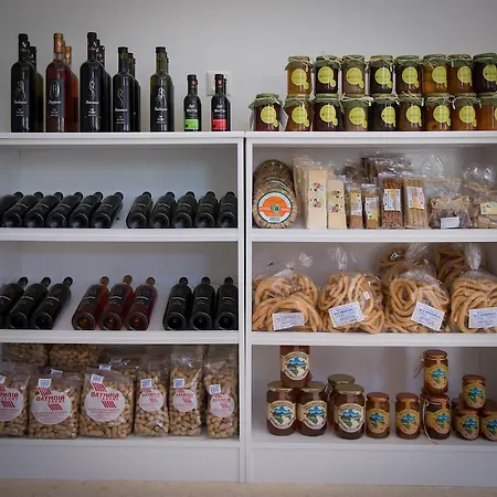 Mantinia Bay شقة فندقية كالاماتا