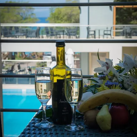 Hotel apartamentowy Mantinia Bay 3*