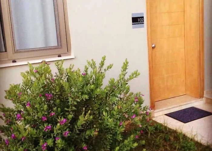 Aparthotel Mantinia Bay 3*