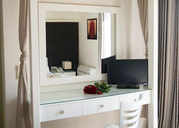 Mantinia Bay 3* Καλαμάτα