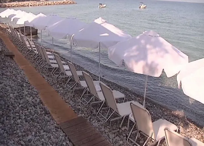 Aparthotel Mantinia Bay